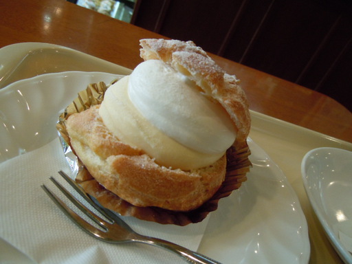 シュークリーム