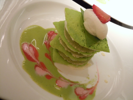 香り立つ緑茶のチョコレートムース