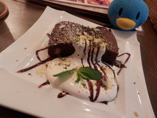 ヘーゼルナッツのチョコレートブラウニー