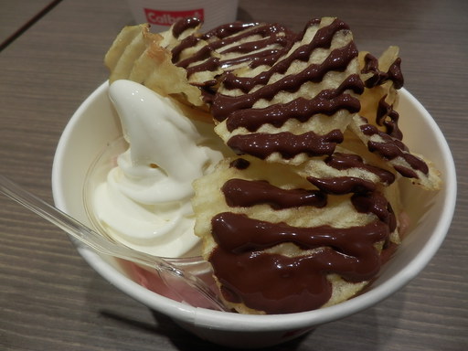 揚げたてポテトチップス ロイズチョコ