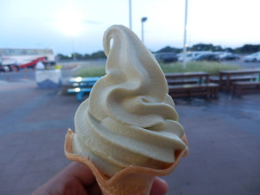 バラフソフトクリーム