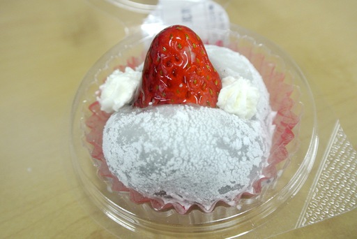 純生クリーム苺大福