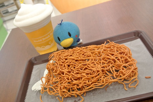 フローズン生と出来立てベビースター！