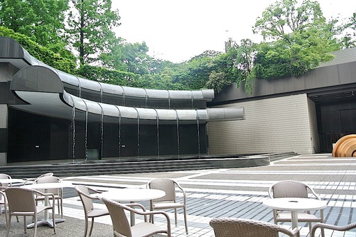 アークヒルズ