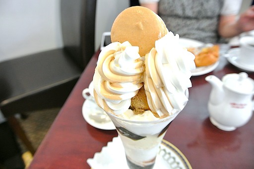 マカロンパフェ