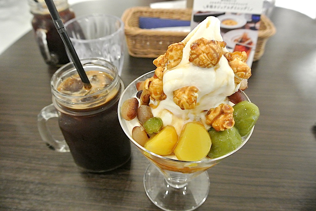 http://sweets.tokyo-review.com/image/DSC_0155.JPG