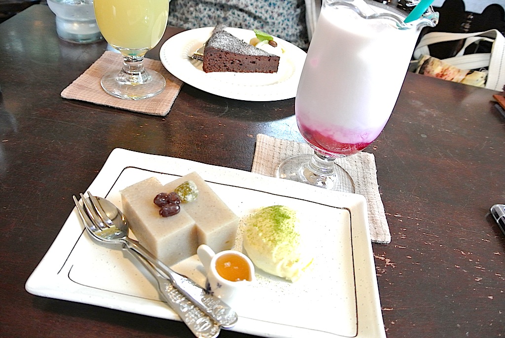 http://sweets.tokyo-review.com/image/DSC_0246.JPG