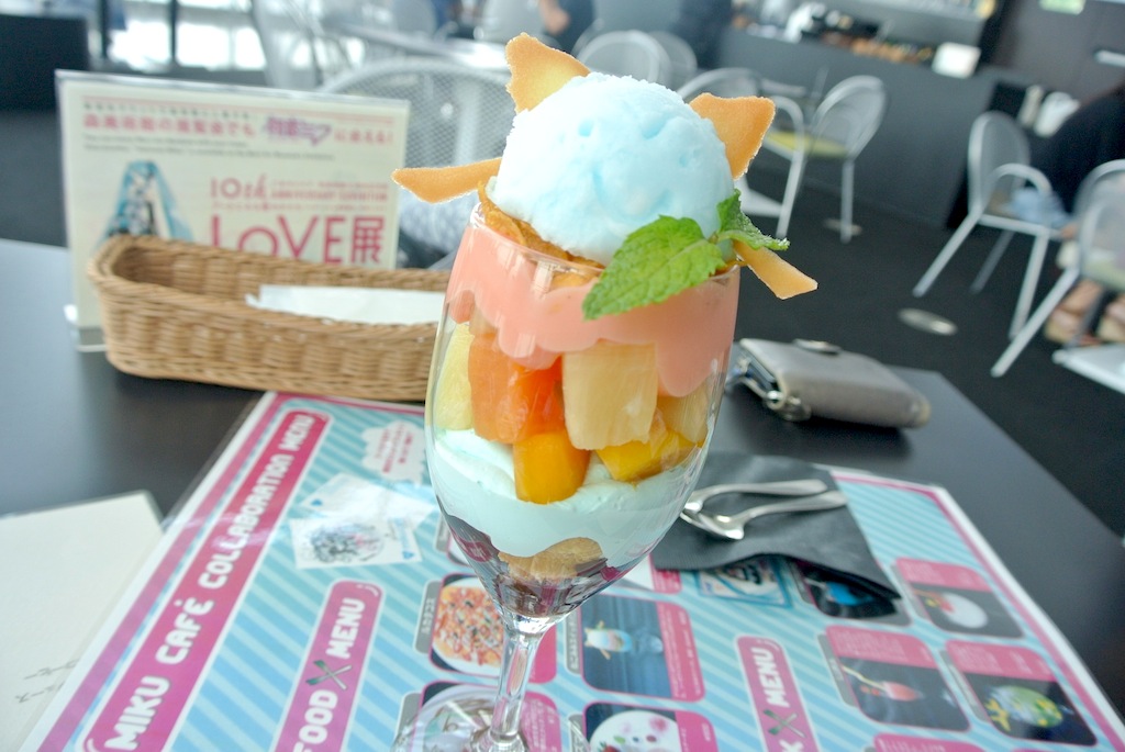 http://sweets.tokyo-review.com/image/DSC_2753.JPG