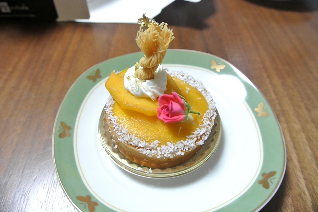 http://sweets.tokyo-review.com/image/DSC_3708.JPG