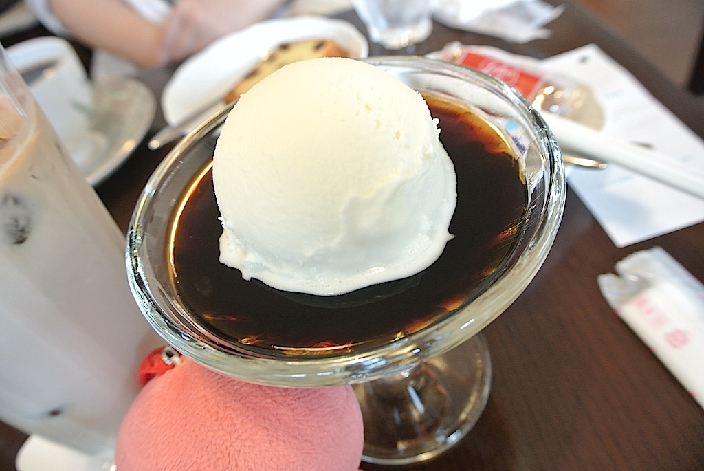 http://sweets.tokyo-review.com/image/DSC_3950.JPG