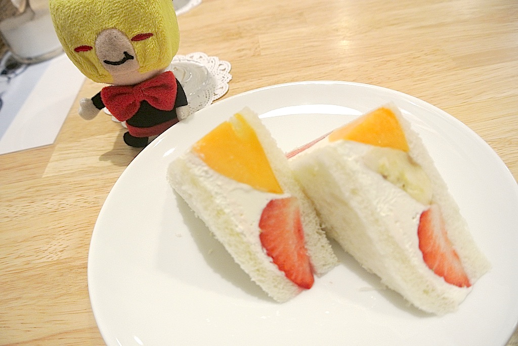 http://sweets.tokyo-review.com/image/DSC_6972.JPG