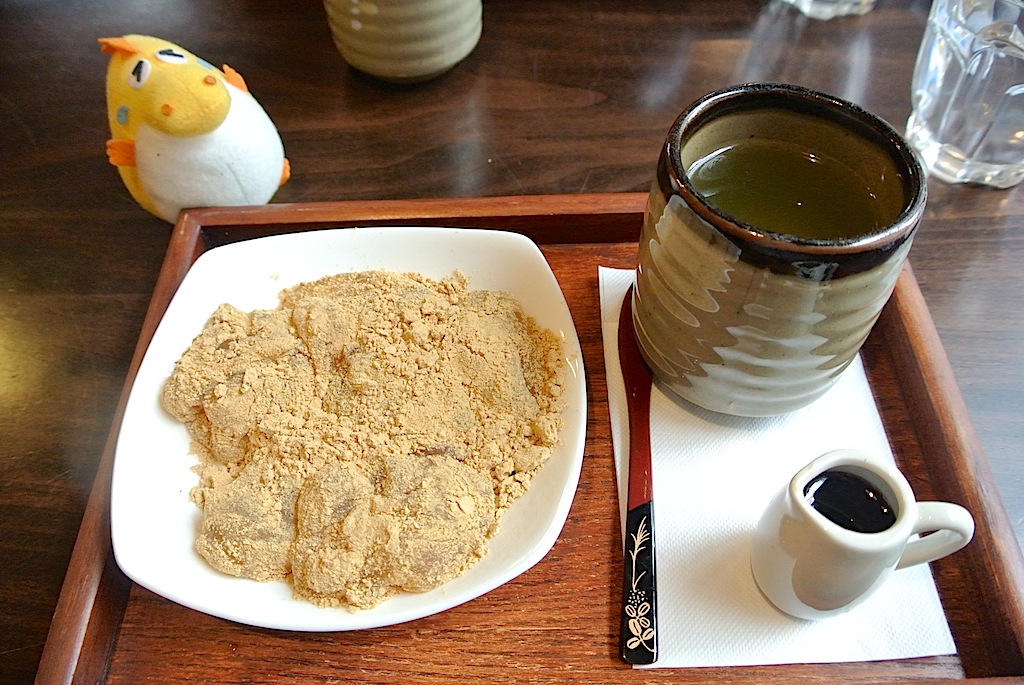 http://sweets.tokyo-review.com/image/DSC_8634.JPG