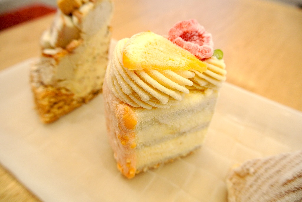 http://sweets.tokyo-review.com/image/DSC_9789.JPG