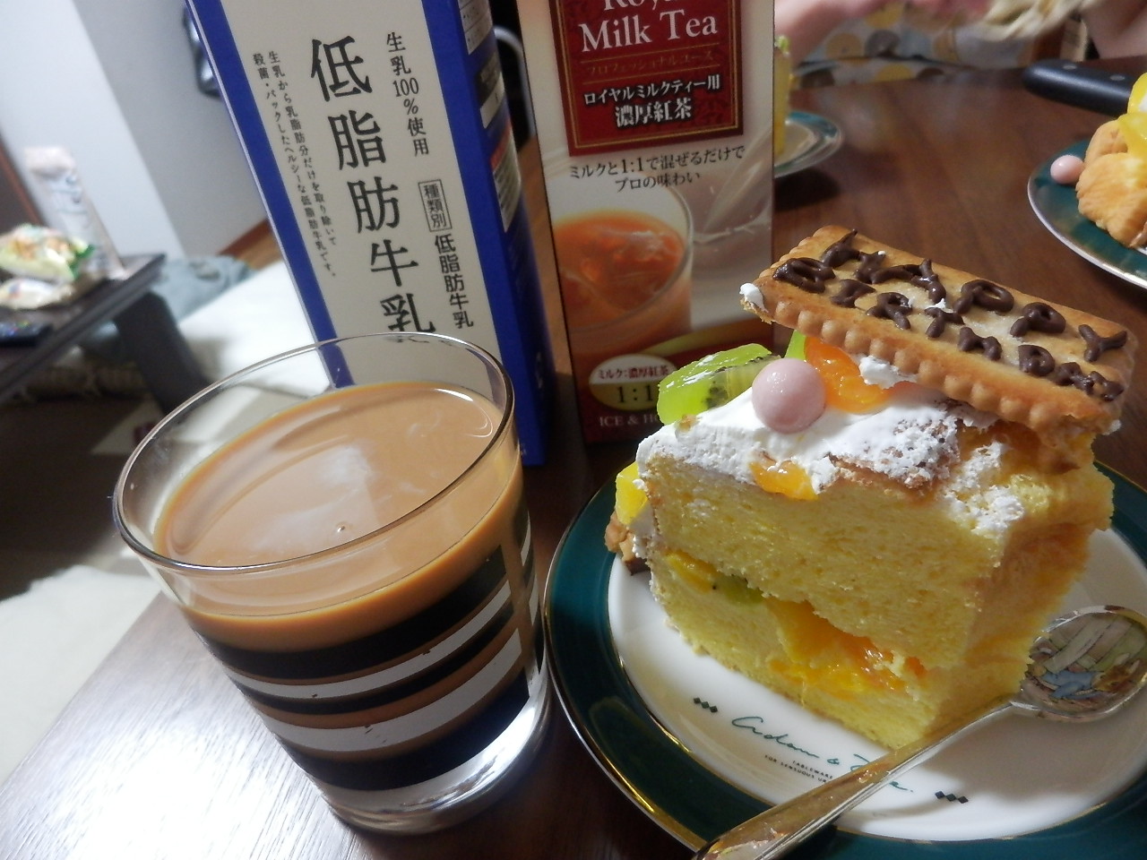 http://sweets.tokyo-review.com/image/P7250686.JPG
