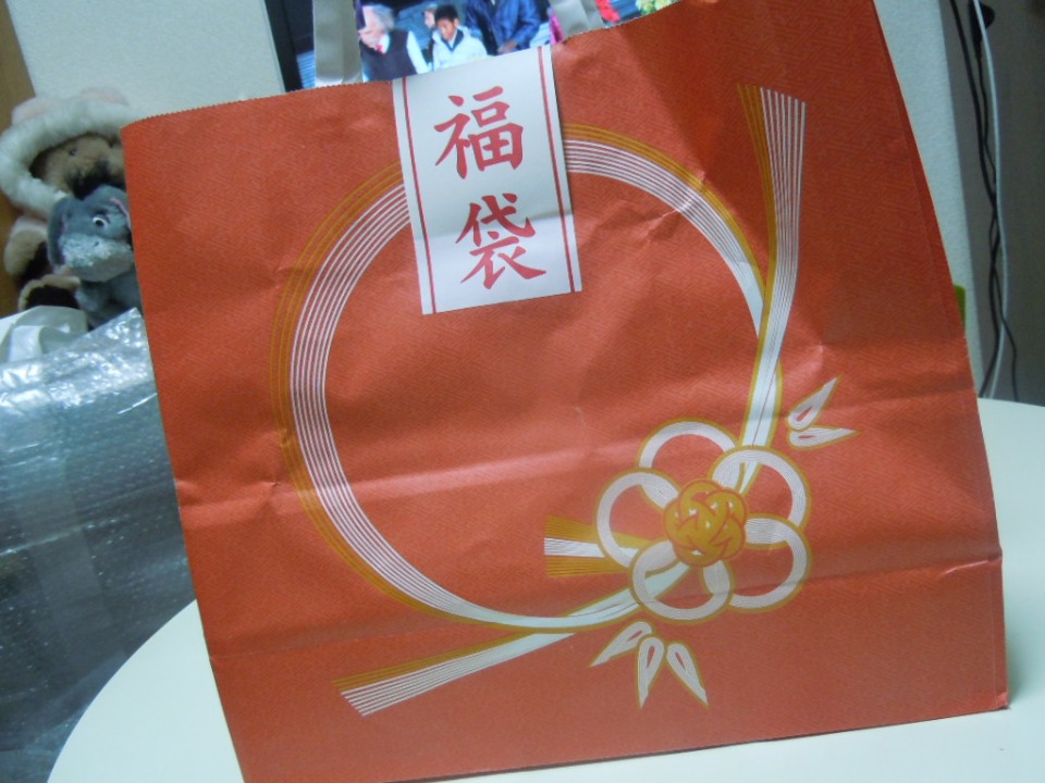 http://sweets.tokyo-review.com/image3/52603_01l.jpg