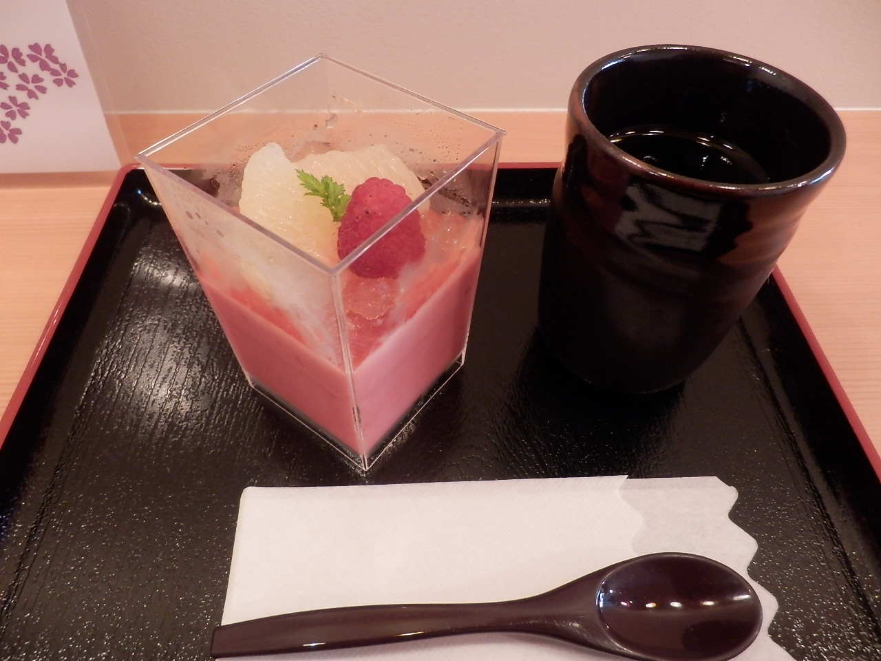 http://sweets.tokyo-review.com/image4/P9201543.JPG